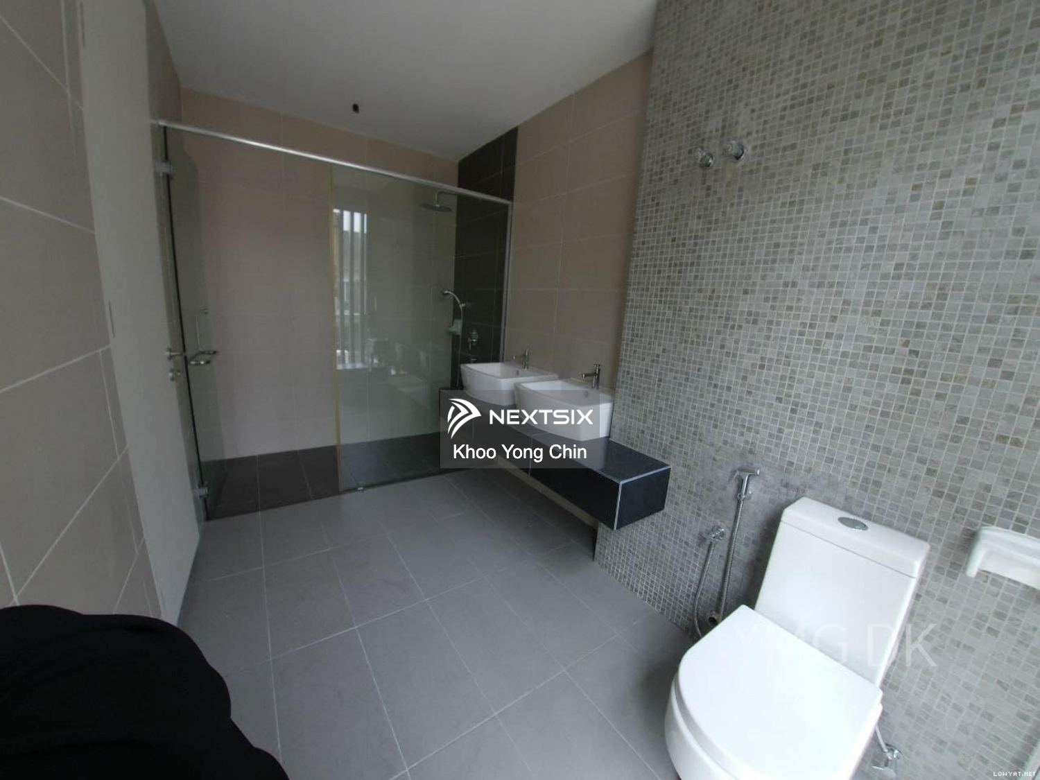 Semi-detached House For Sale in Bandar Bukit Tinggi Selangor - Image 9