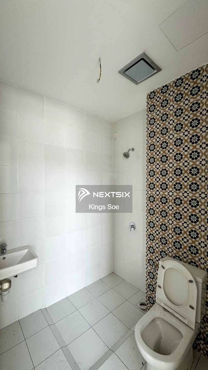 Semi-detached House For Sale in Bandar Puncak Alam Selangor - Image 13