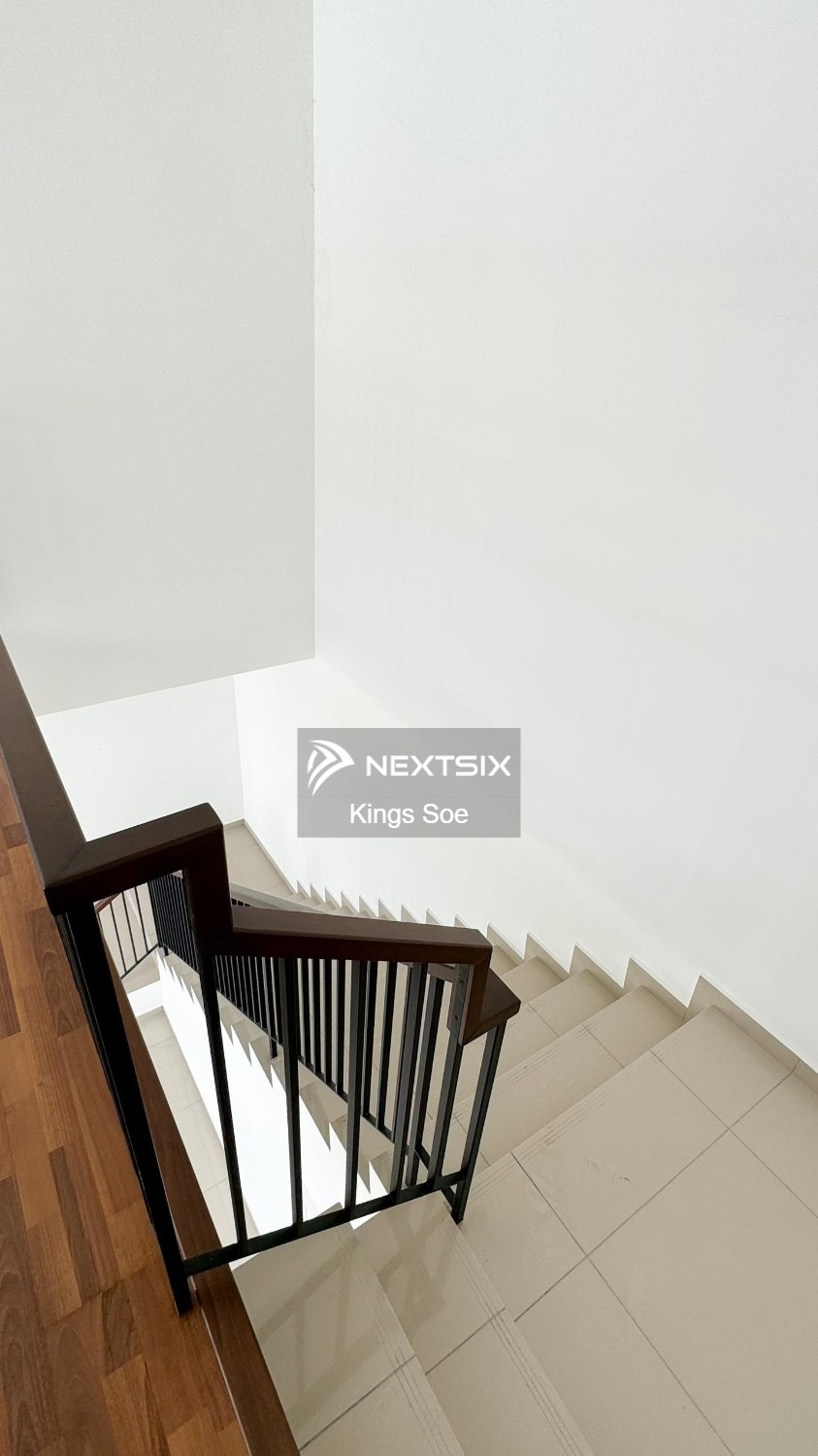 Semi-detached House For Sale in Bandar Puncak Alam Selangor - Image 9