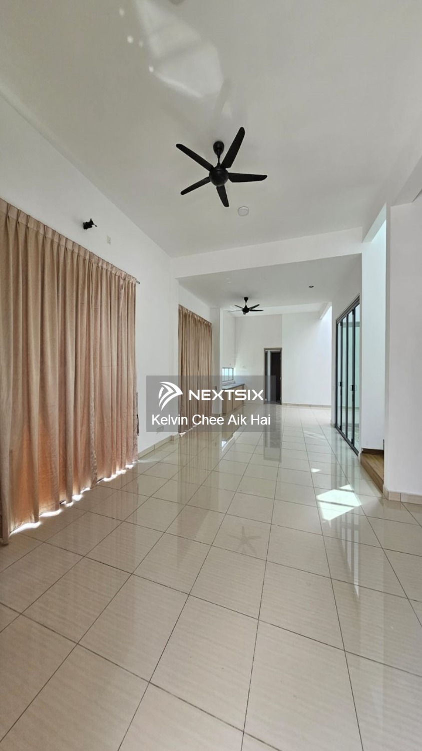 Semi-detached House For Sale in Gelang Patah Johor - Image 12