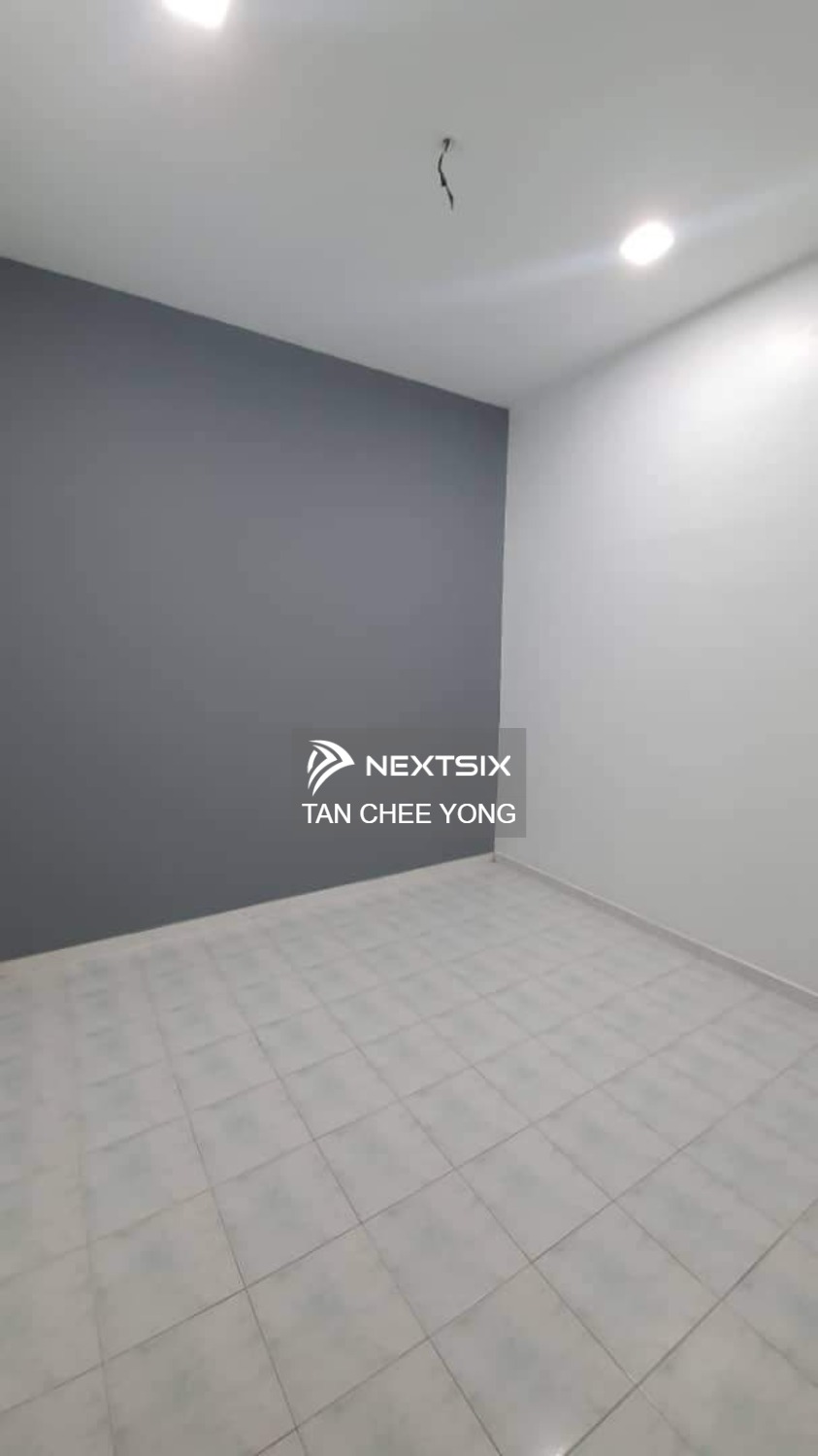 1-sty Terrace/Link House For Sale in Klang Selangor - Image 5