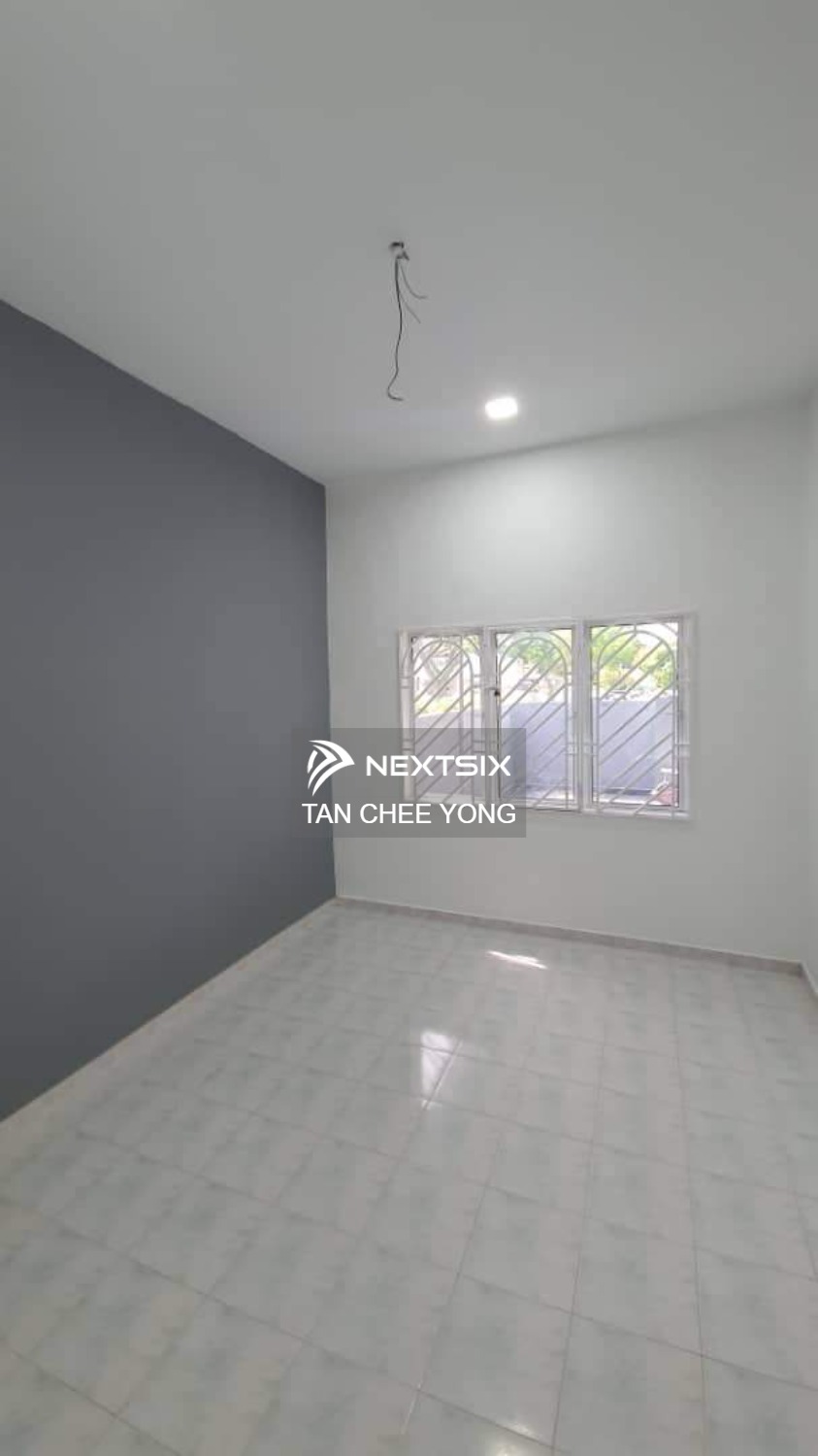 1-sty Terrace/Link House For Sale in Klang Selangor - Image 6
