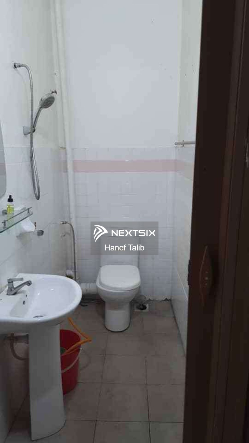 2-sty Terrace/Link House For Sale in Ampang Selangor - Image 5