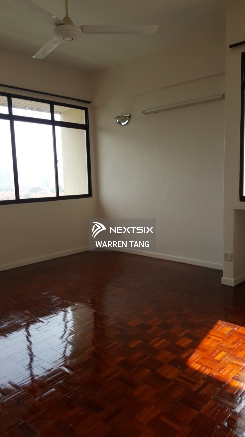 Apartment For Sale in Gelugor Penang - Image 5