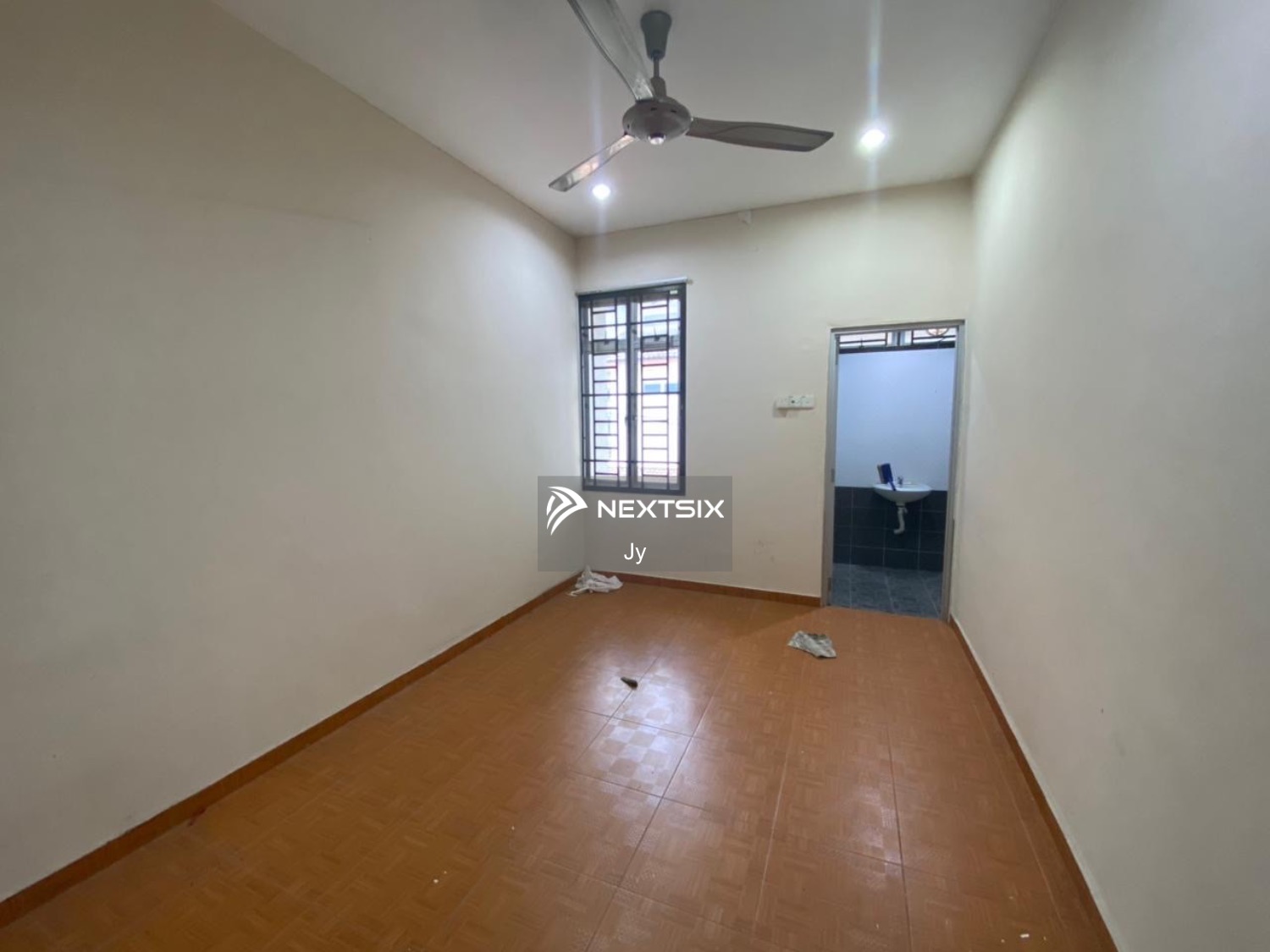 2-sty Terrace/Link House For Sale in Johor Bahru Johor - Image 6