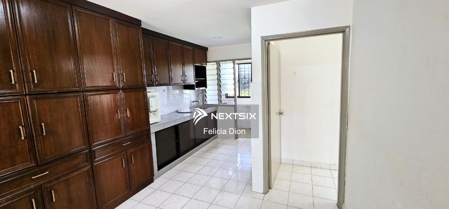 Townhouse For Sale in Melaka City Melaka - Image 12