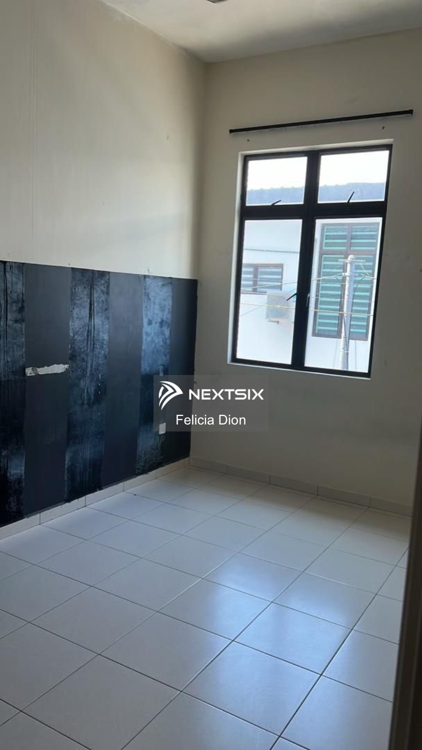 2.5-sty Terrace/Link House For Sale in Ayer Keroh Melaka - Image 6