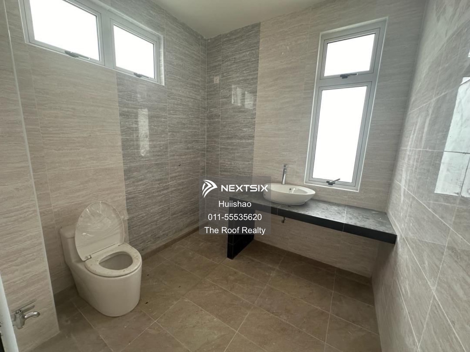 Bungalow For Sale in Pekan Nanas Johor - Image 6