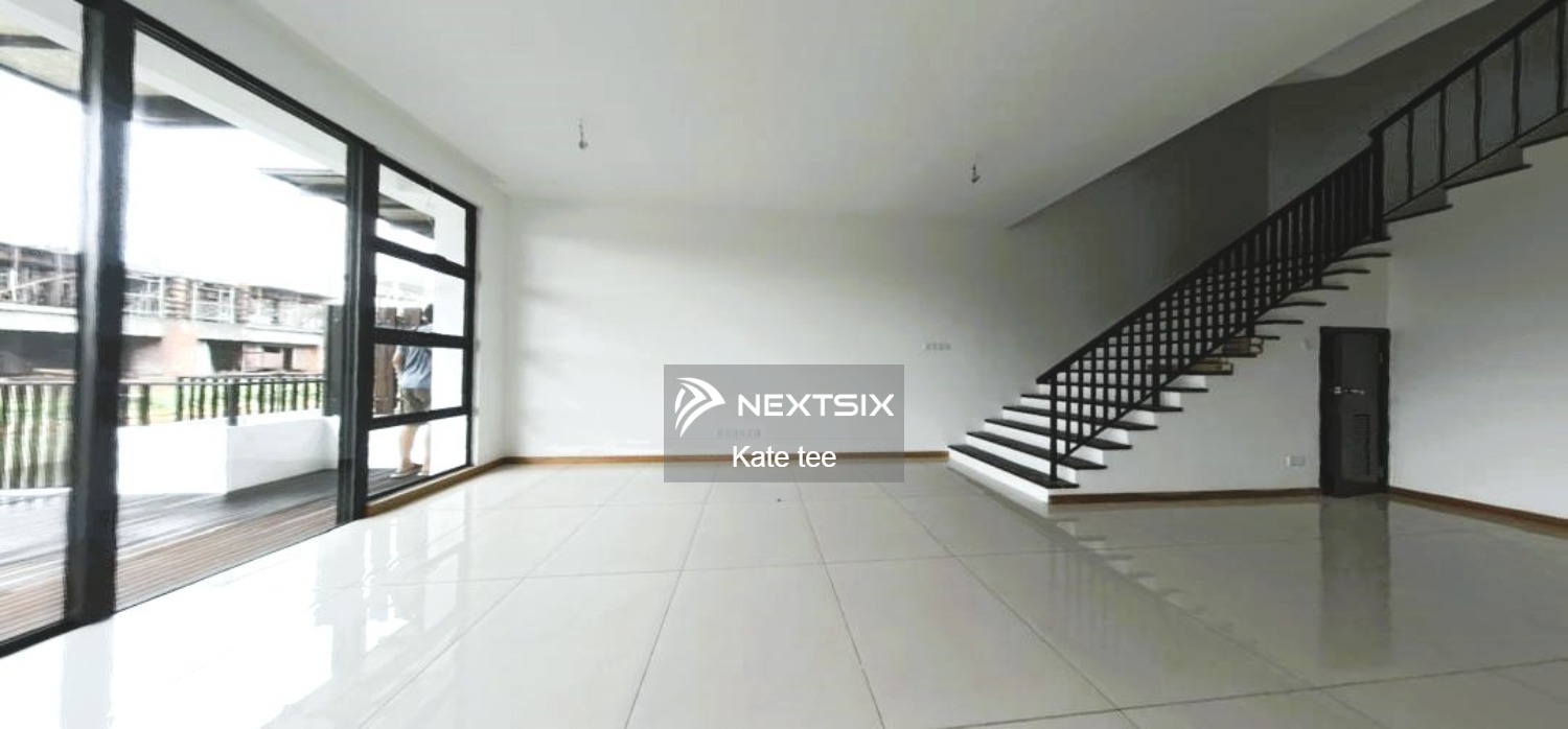 3-sty Terrace/Link House For Sale in Senibong Johor - Image 11