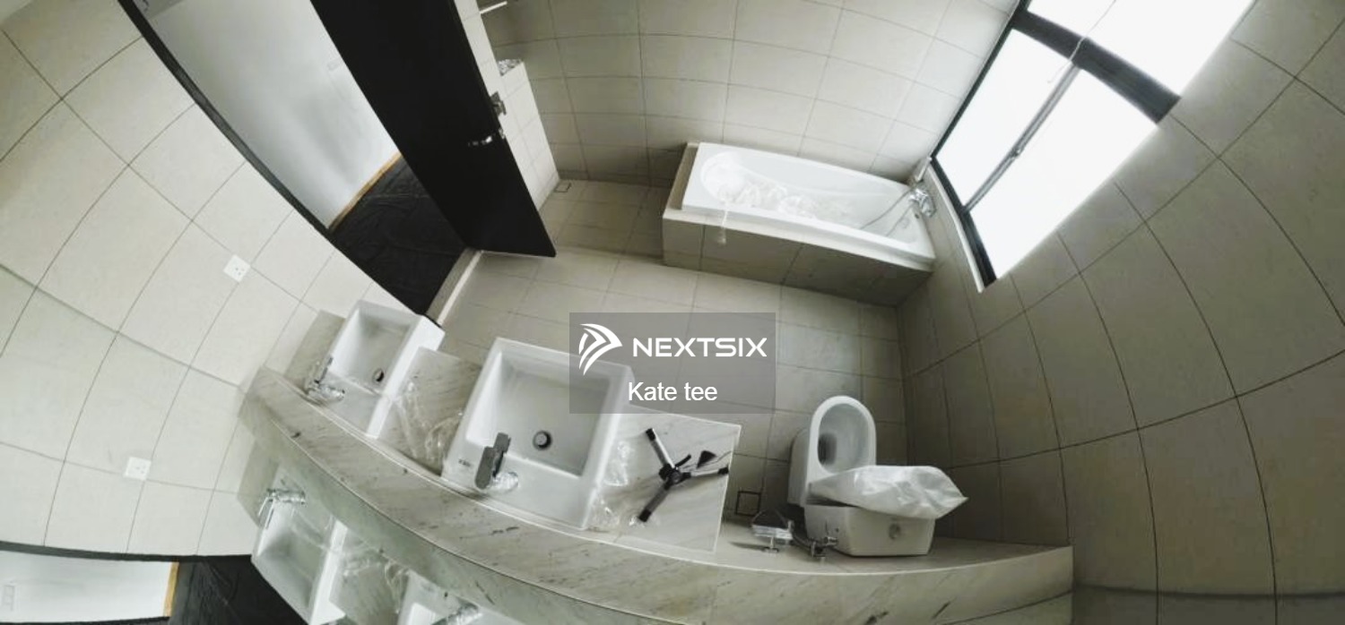 3-sty Terrace/Link House For Sale in Senibong Johor - Image 8