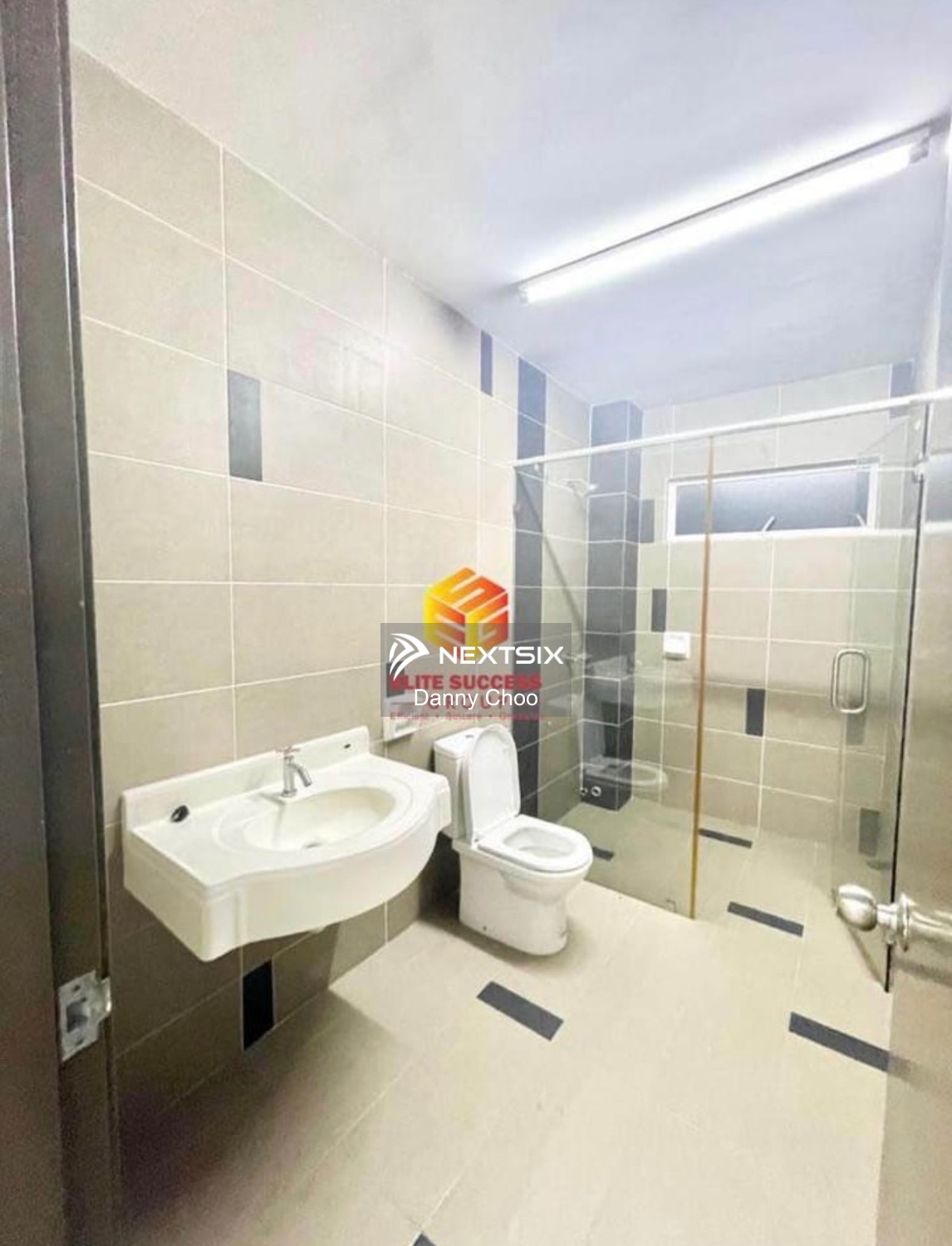 3-sty Terrace/Link House For Sale in Klang Selangor - Image 7