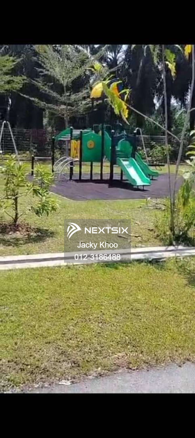 Semi-detached House For Sale in Batang Berjuntai Selangor - Image 12