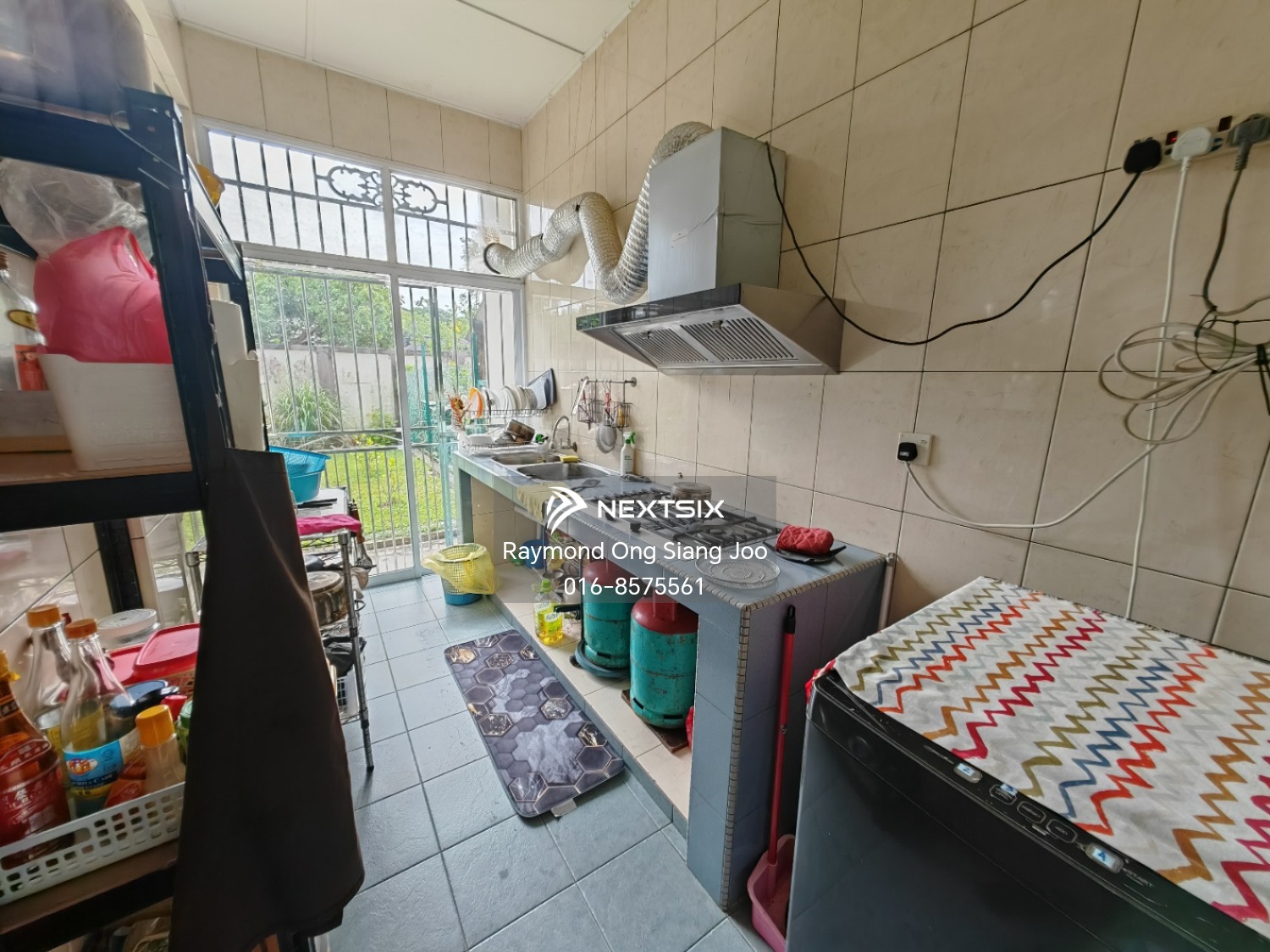 Semi-detached House For Sale in Kuching Sarawak - Image 5