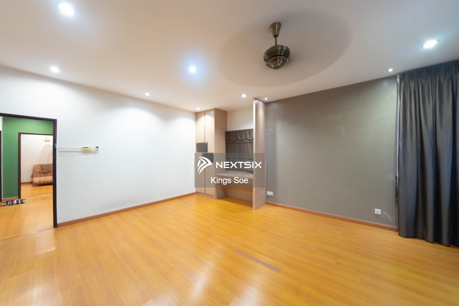 Semi-detached House For Sale in Klang Selangor - Image 13