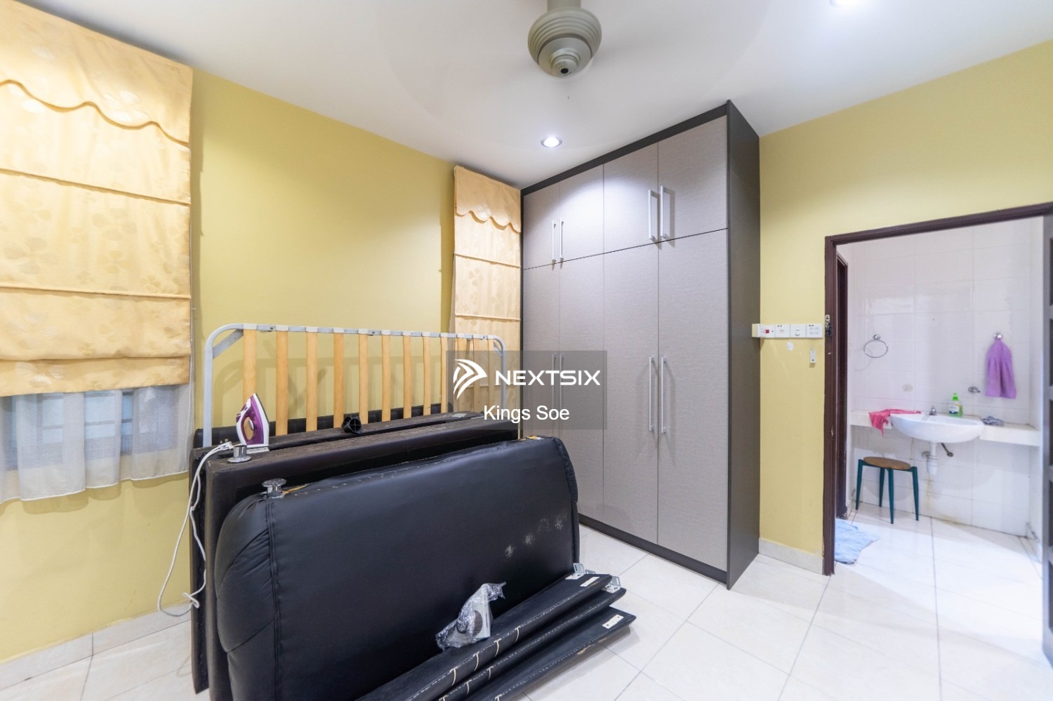 Semi-detached House For Sale in Klang Selangor - Image 17