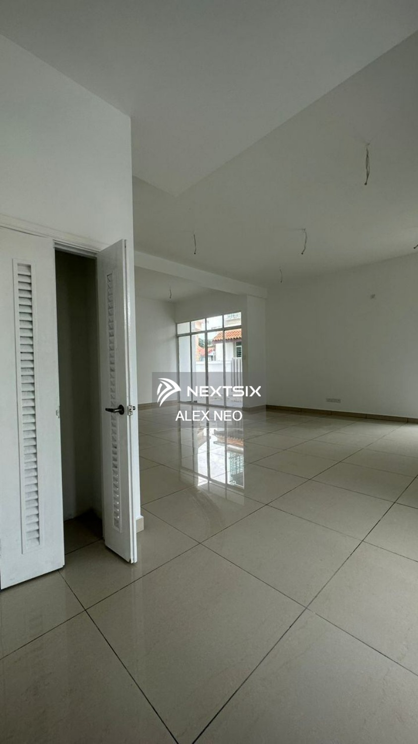 Semi-detached House For Sale in Johor Bahru Johor - Image 10