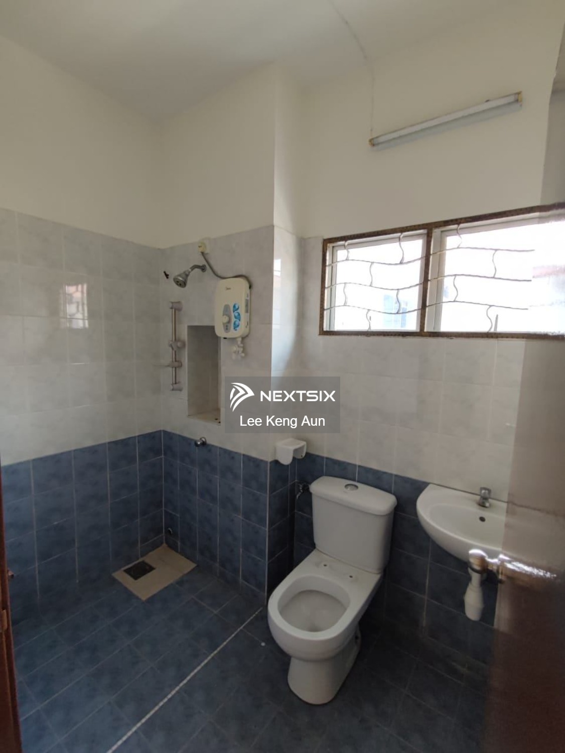 Semi-detached House For Rent in Aman Perdana Selangor - Image 10