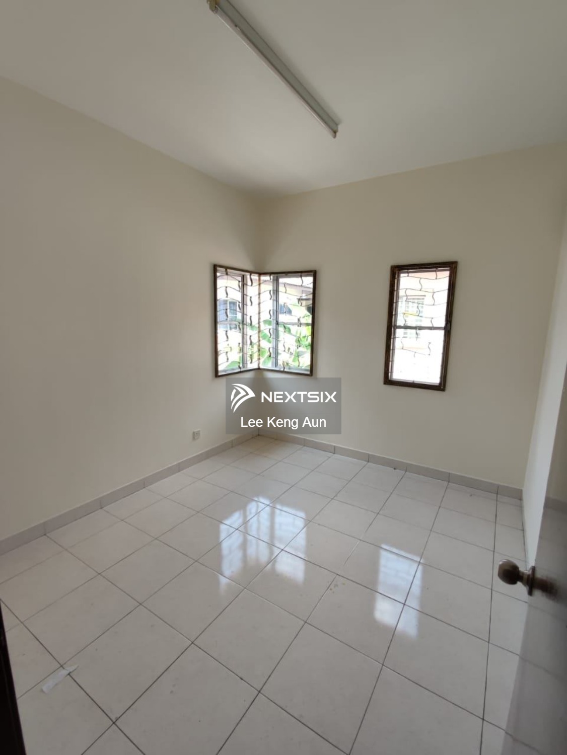 Semi-detached House For Rent in Aman Perdana Selangor - Image 6