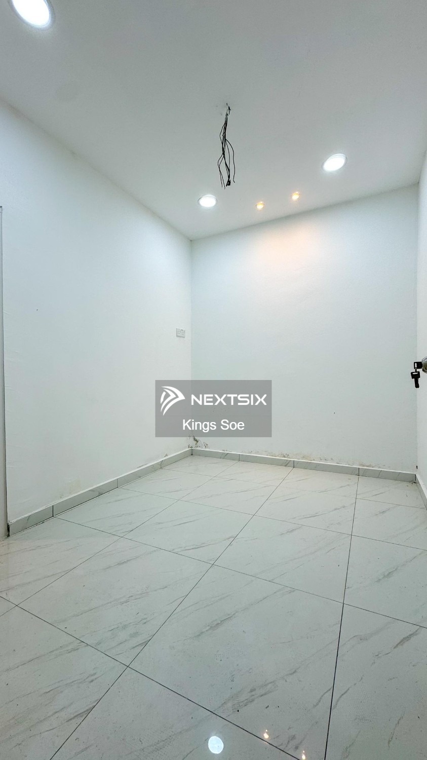 1-sty Terrace/Link House For Sale in Klang Selangor - Image 5