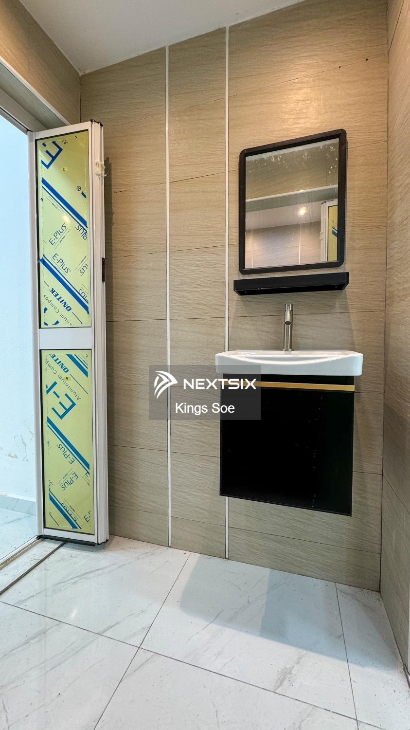 1-sty Terrace/Link House For Sale in Klang Selangor - Image 7