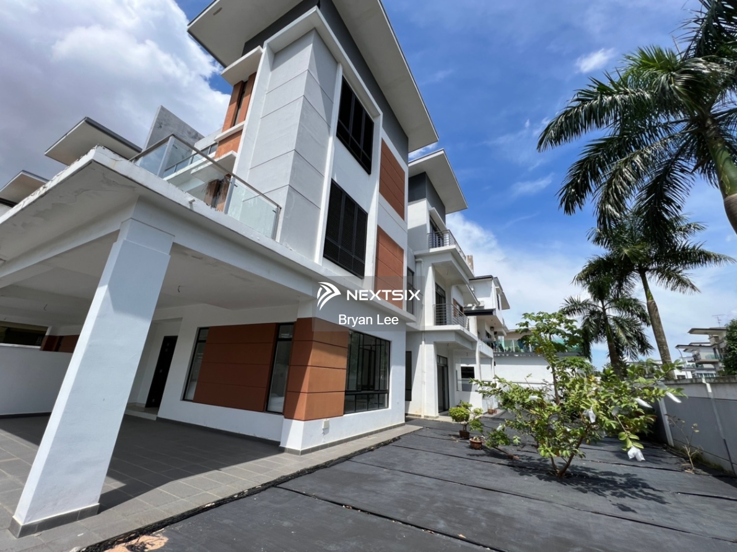 Semi-detached House For Sale in Johor Bahru Johor