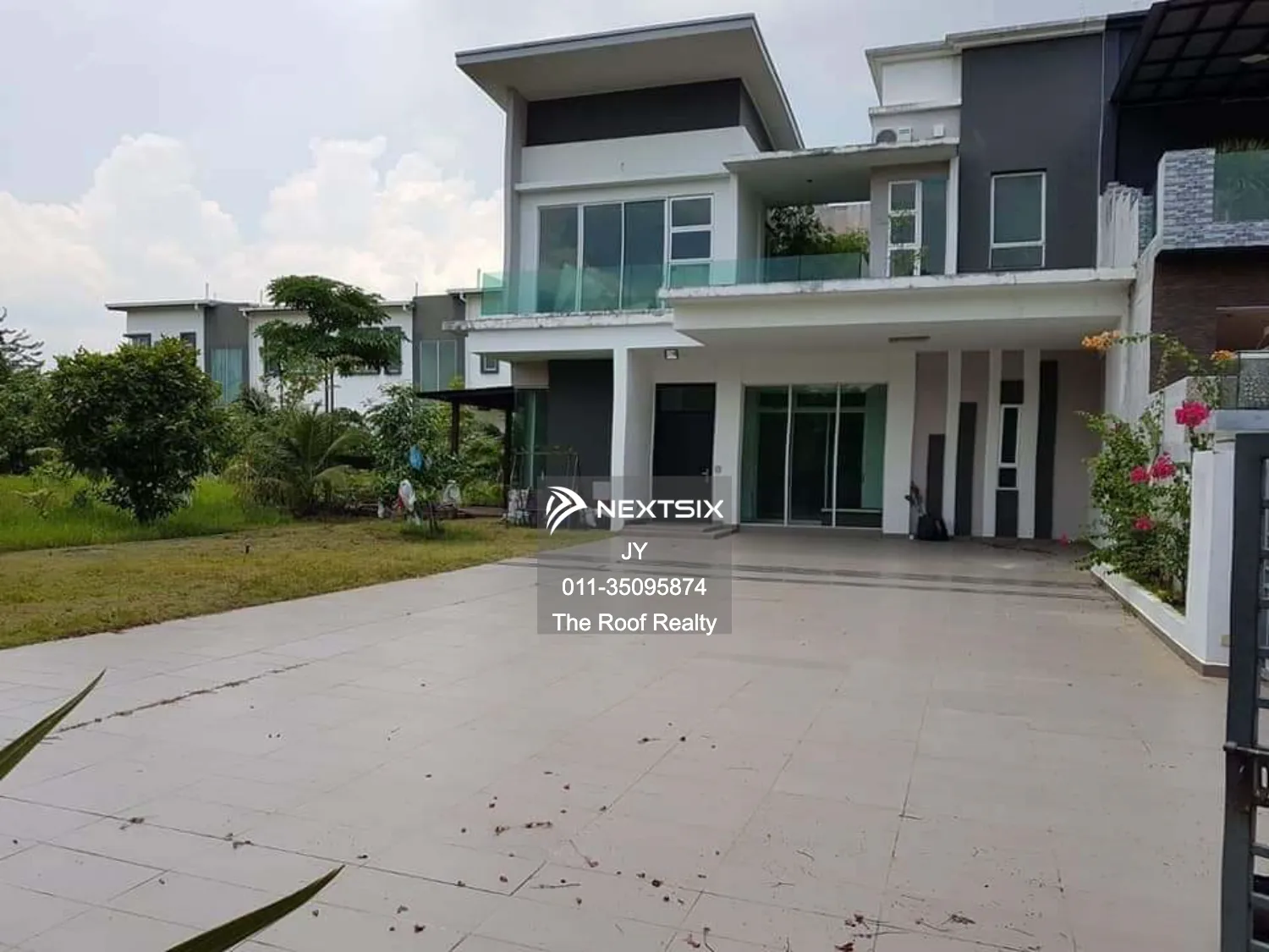 Nusa Duta Semi -D