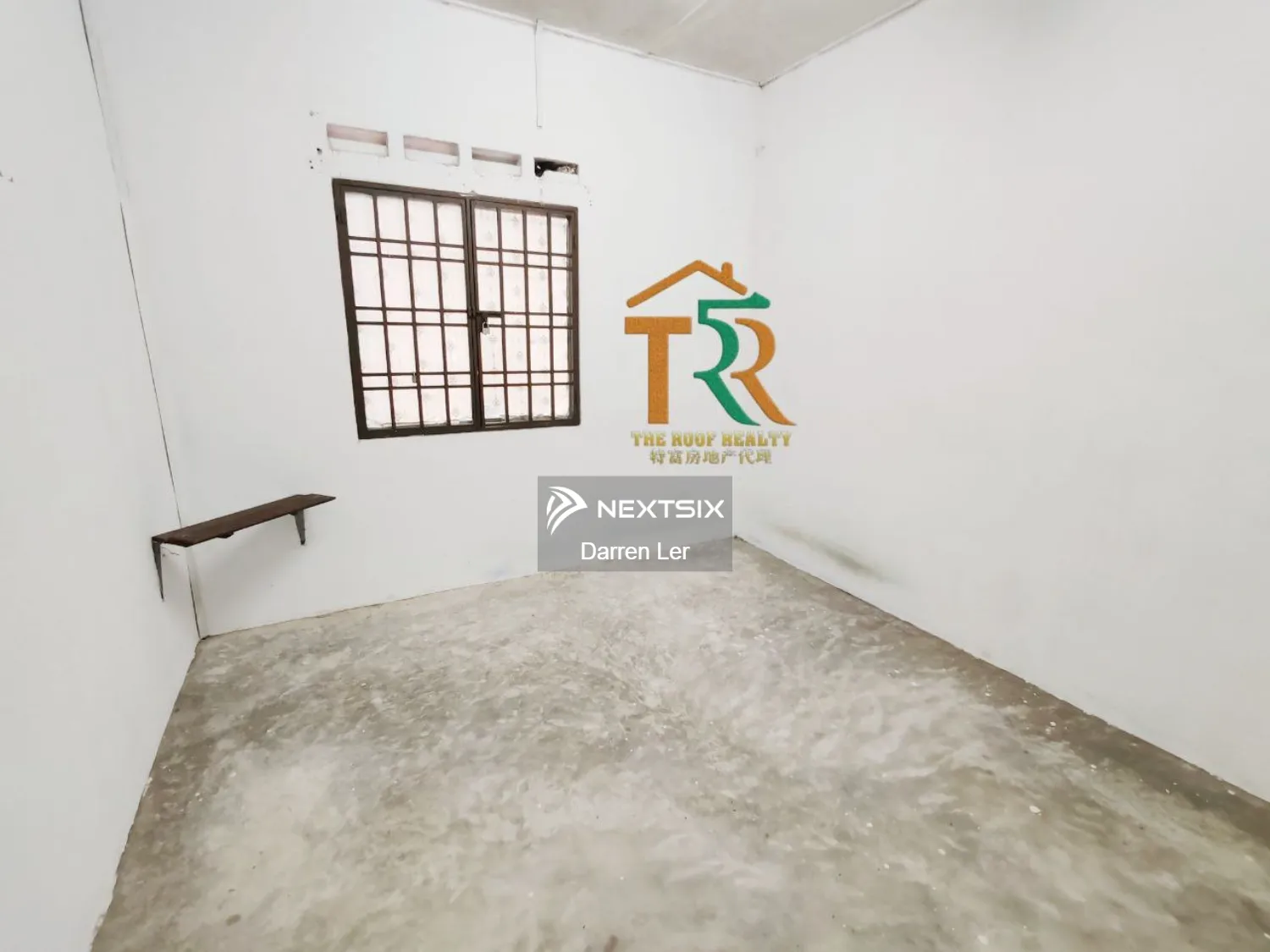 PARIT RAJA DOUBLE STOREY LOW COST