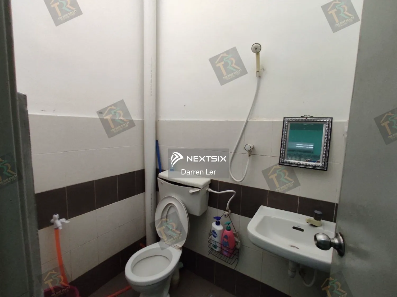 1-sty Terrace/Link House For Sale in Parit Raja Johor - Image 5
