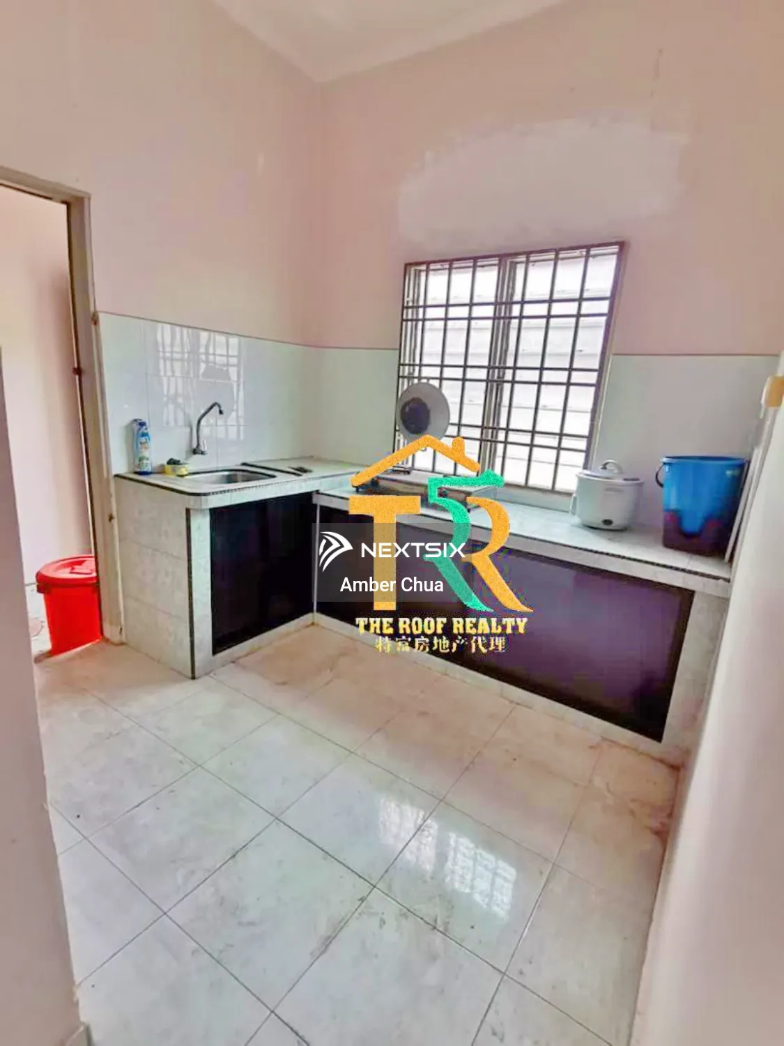 Single Storey End Lot Terrace House