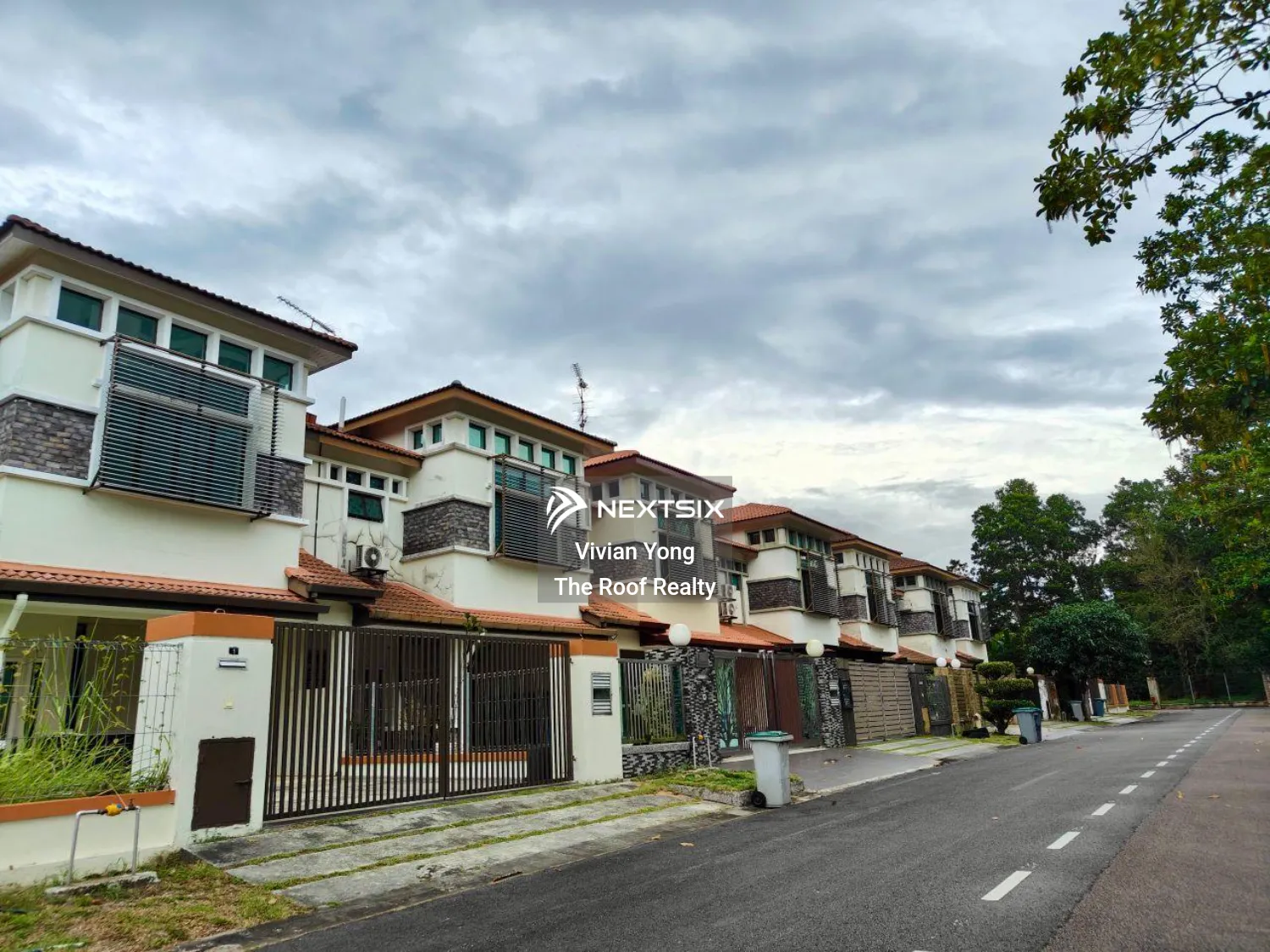 Taman Laguna@Perling Double Storey Superlink House