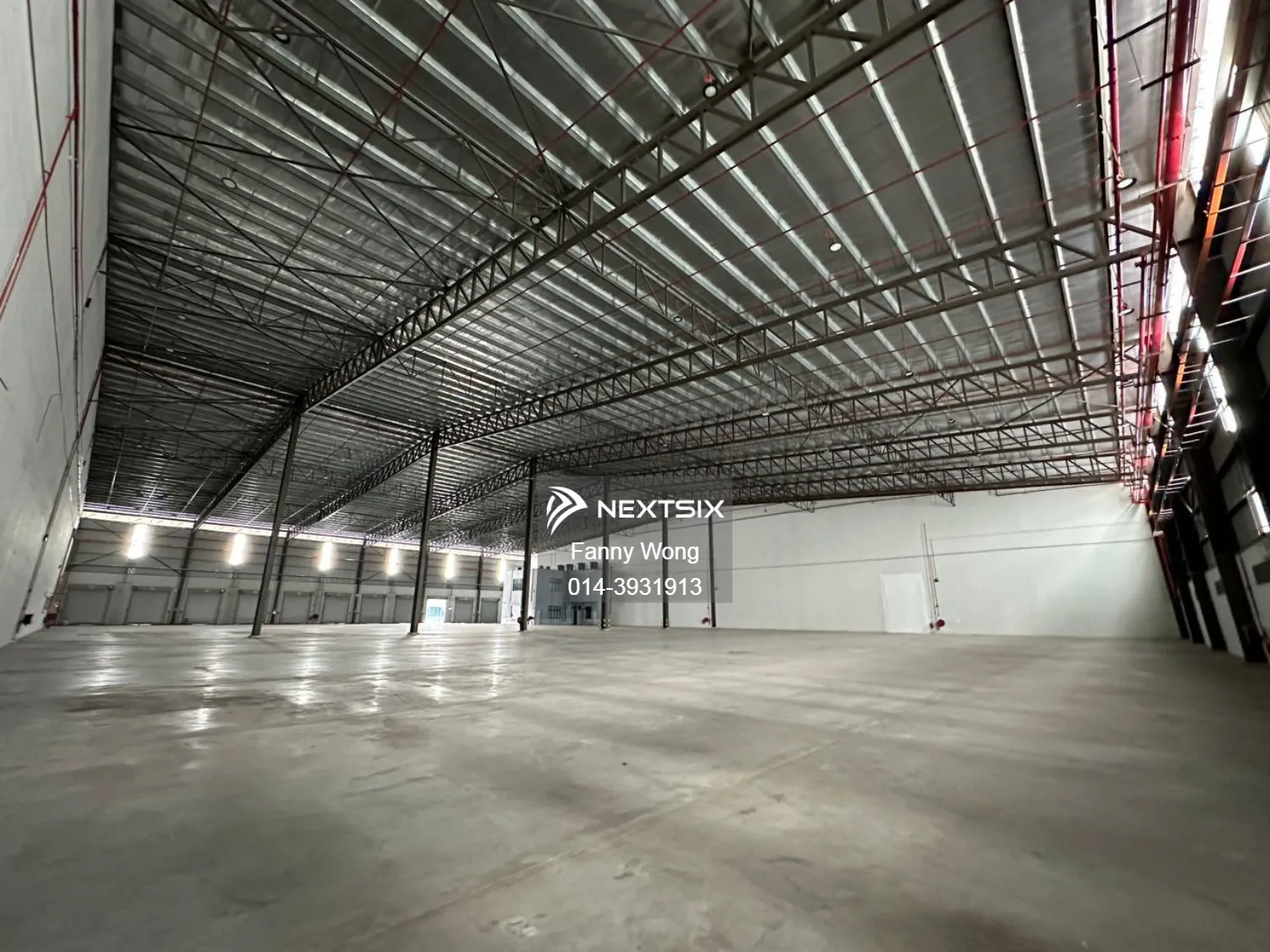 Shah Alam Town Mega Warehouse with Loading Bays for Rent