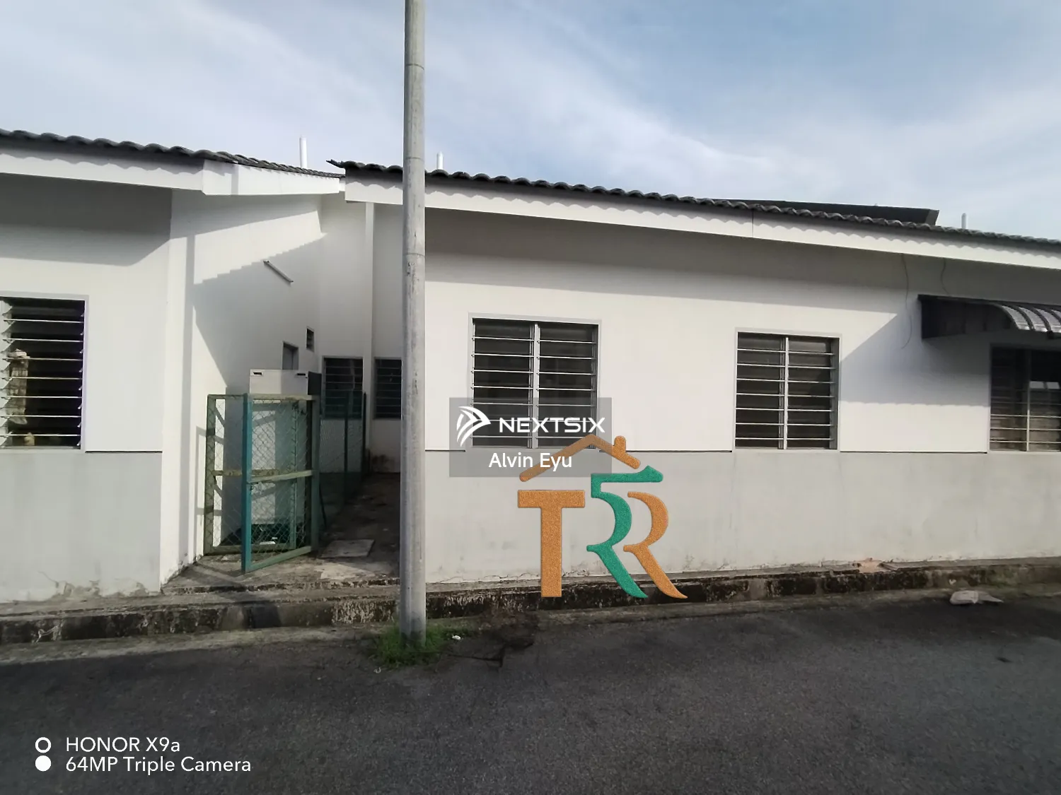 17 Jln Putera Indah 10/12 Taman Putera Indah 83000 Batu Pahat Johor