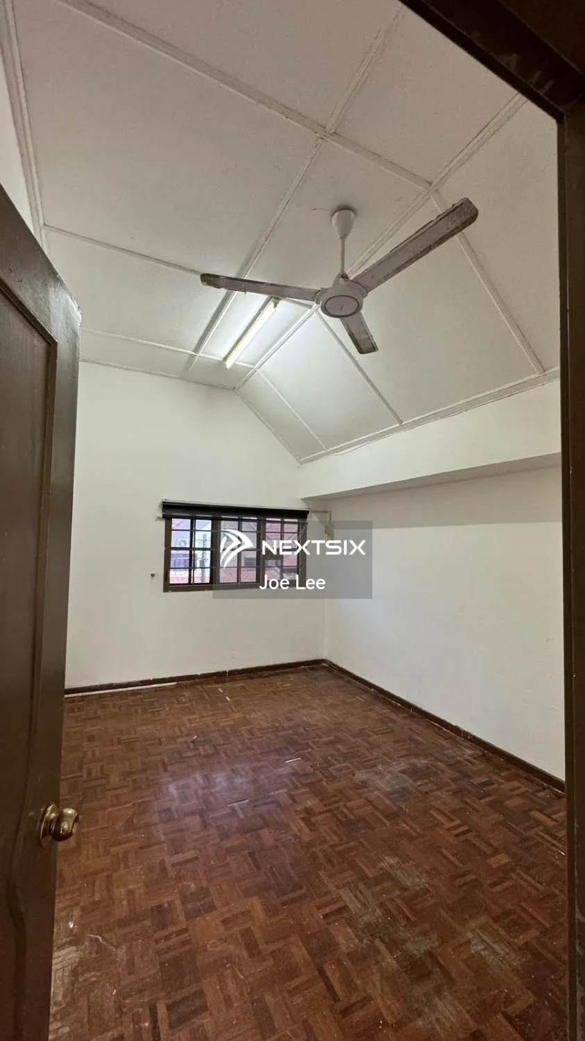 1.5-sty Terrace/Link House For Sale in Johor Bahru Johor - Image 5