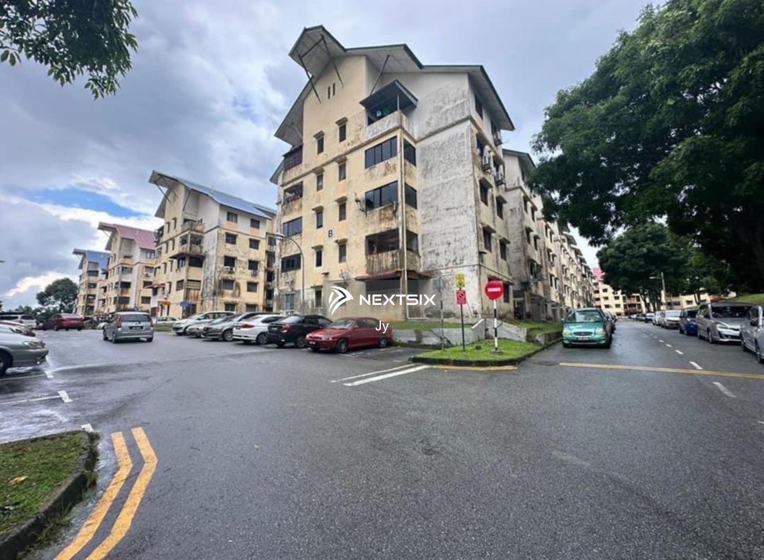 Flat For Sale in Permas Jaya Johor