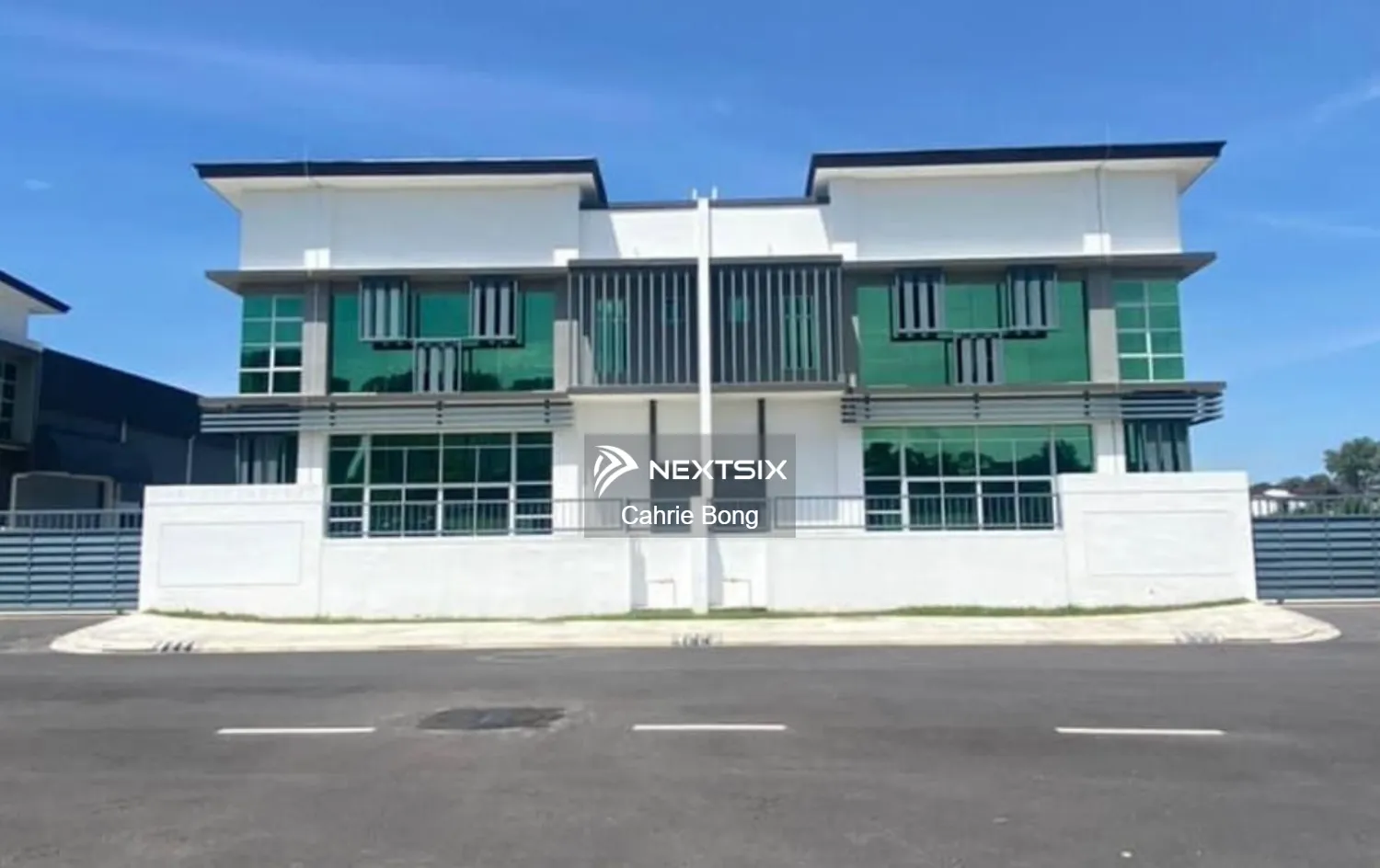 Taman Kempas Utama 1.5 Semi-D Factory (Brand New)