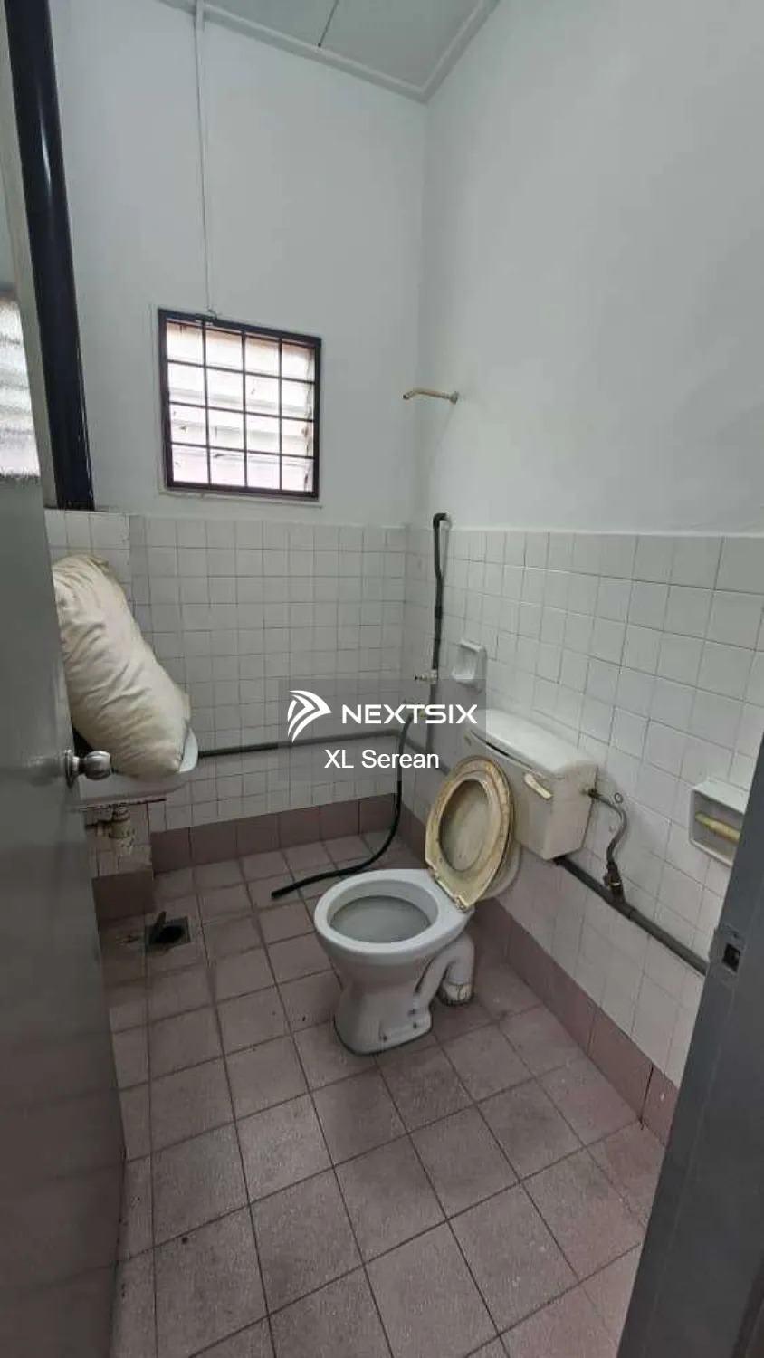 2-sty Terrace/Link House For Sale in Ulu Tiram Johor - Image 5