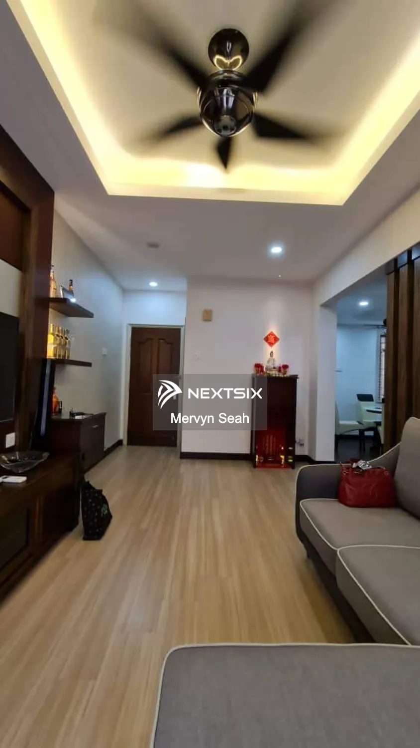 Condominium For Sale in Georgetown Penang - Image 9