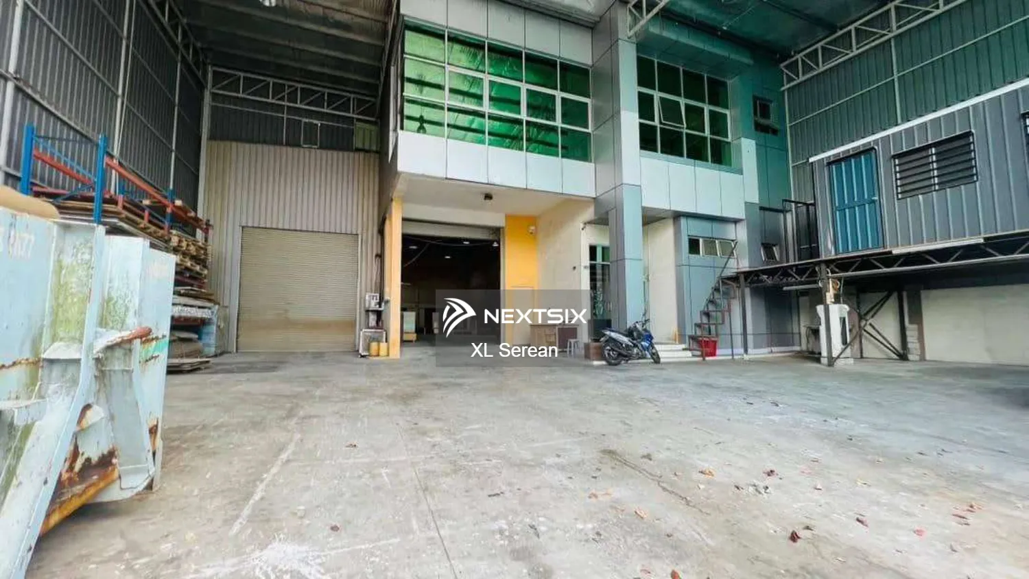 1.5 storey Semi d factory @ Nusa Cemerlang, Gelang Patah, Renovated
