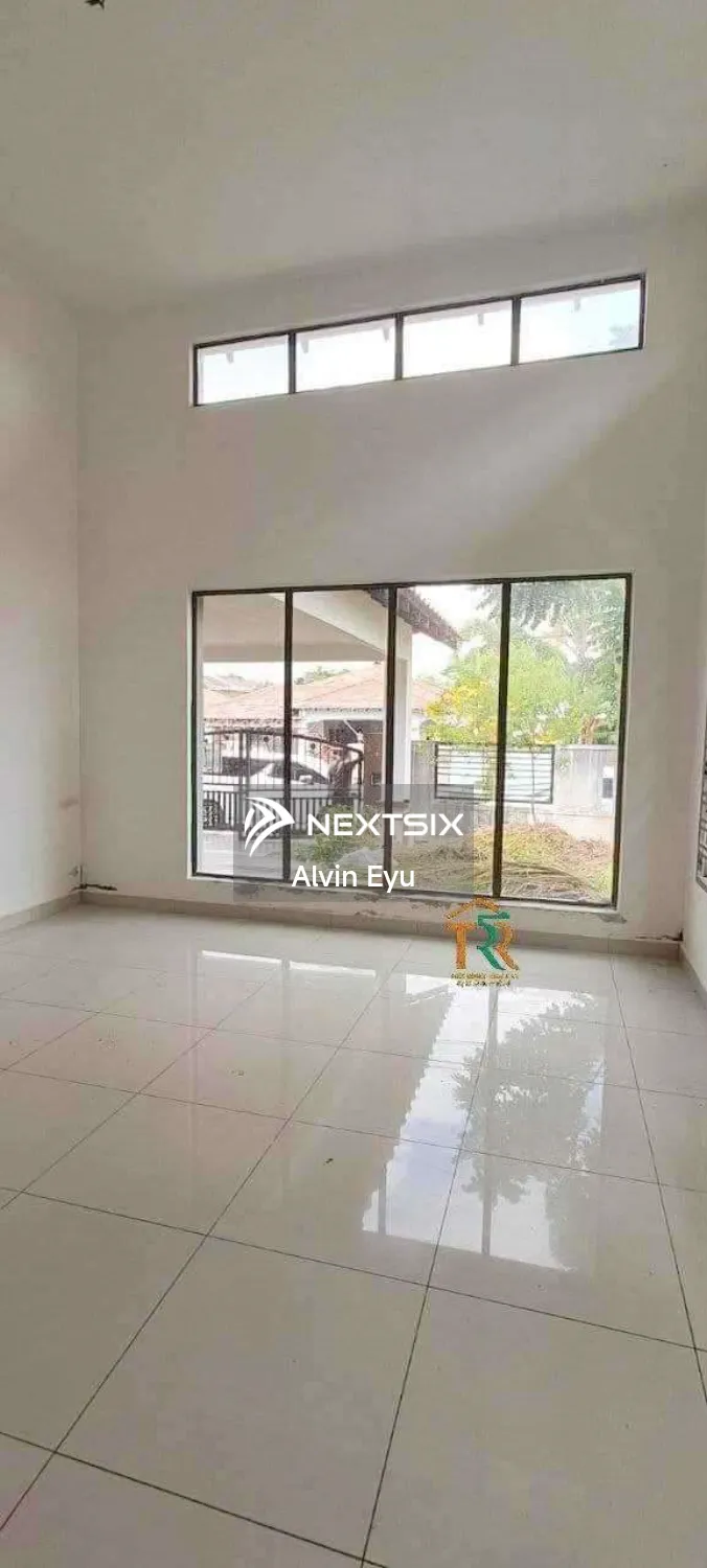 Semi-detached House For Sale in Batu Pahat Johor - Image 7