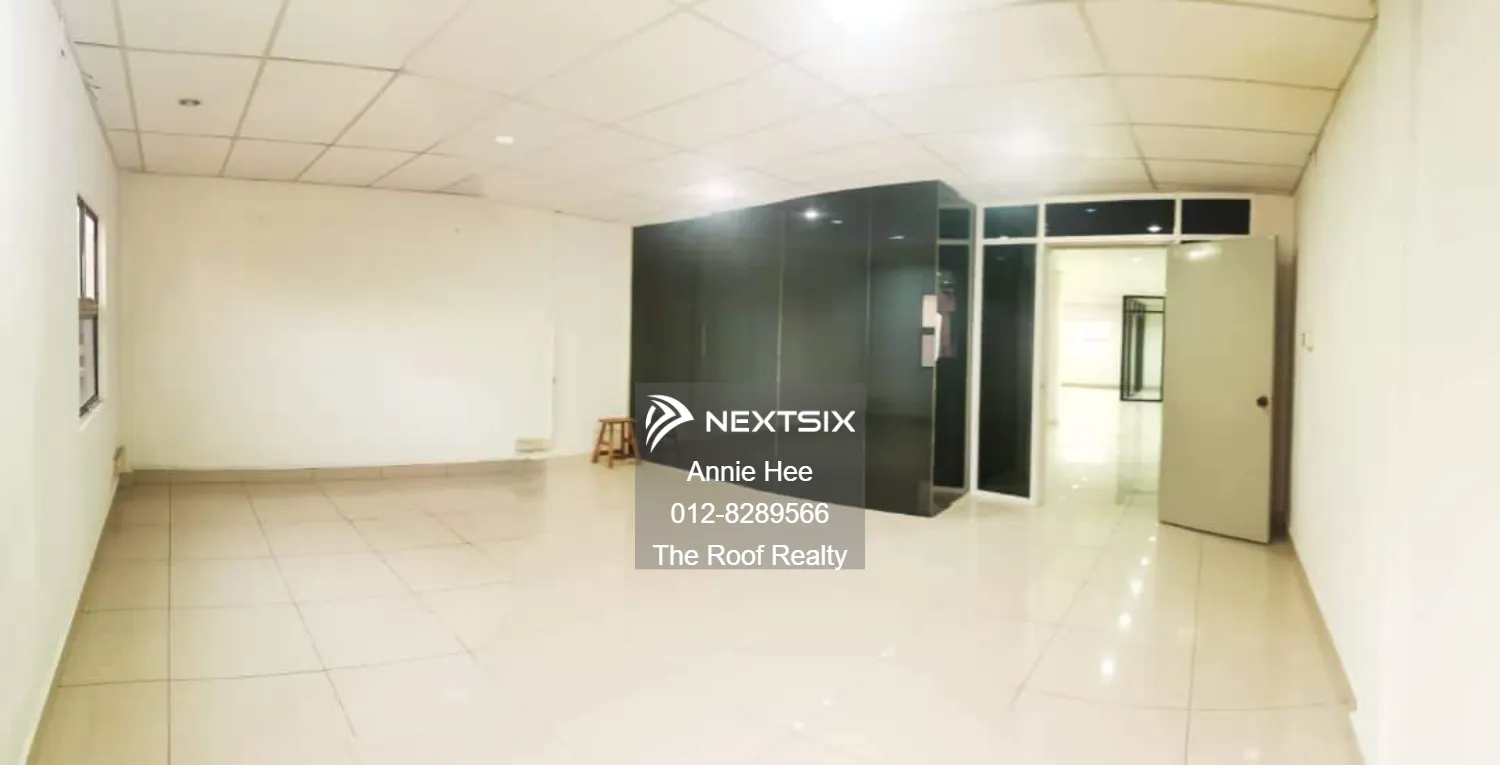 Damai Office Lot | Well Maintained | For Sale