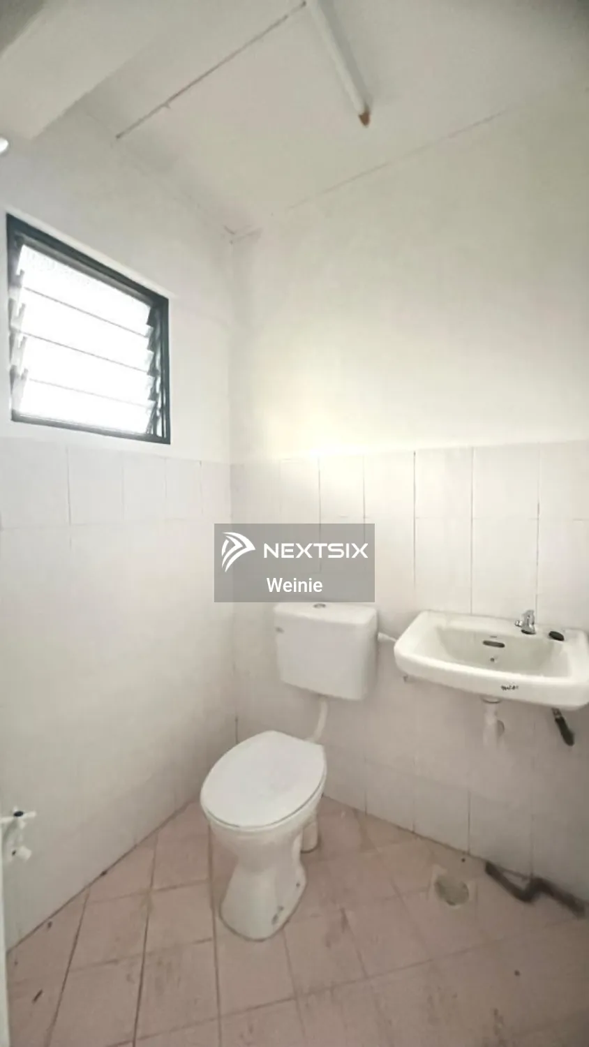 2-sty Terrace/Link House For Sale in Kulai Johor - Image 6