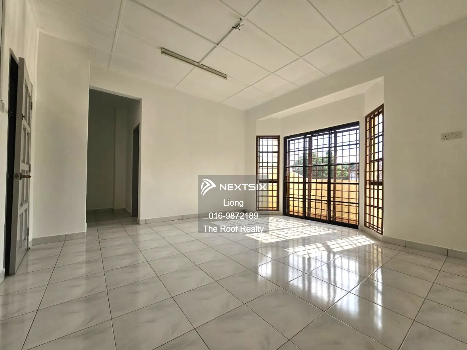 Desa Tebrau 双层排屋 Double storey terrace house
