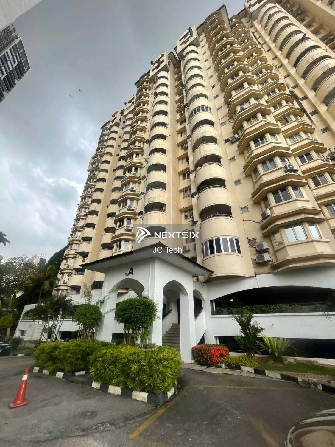 Shang Villa Condominium