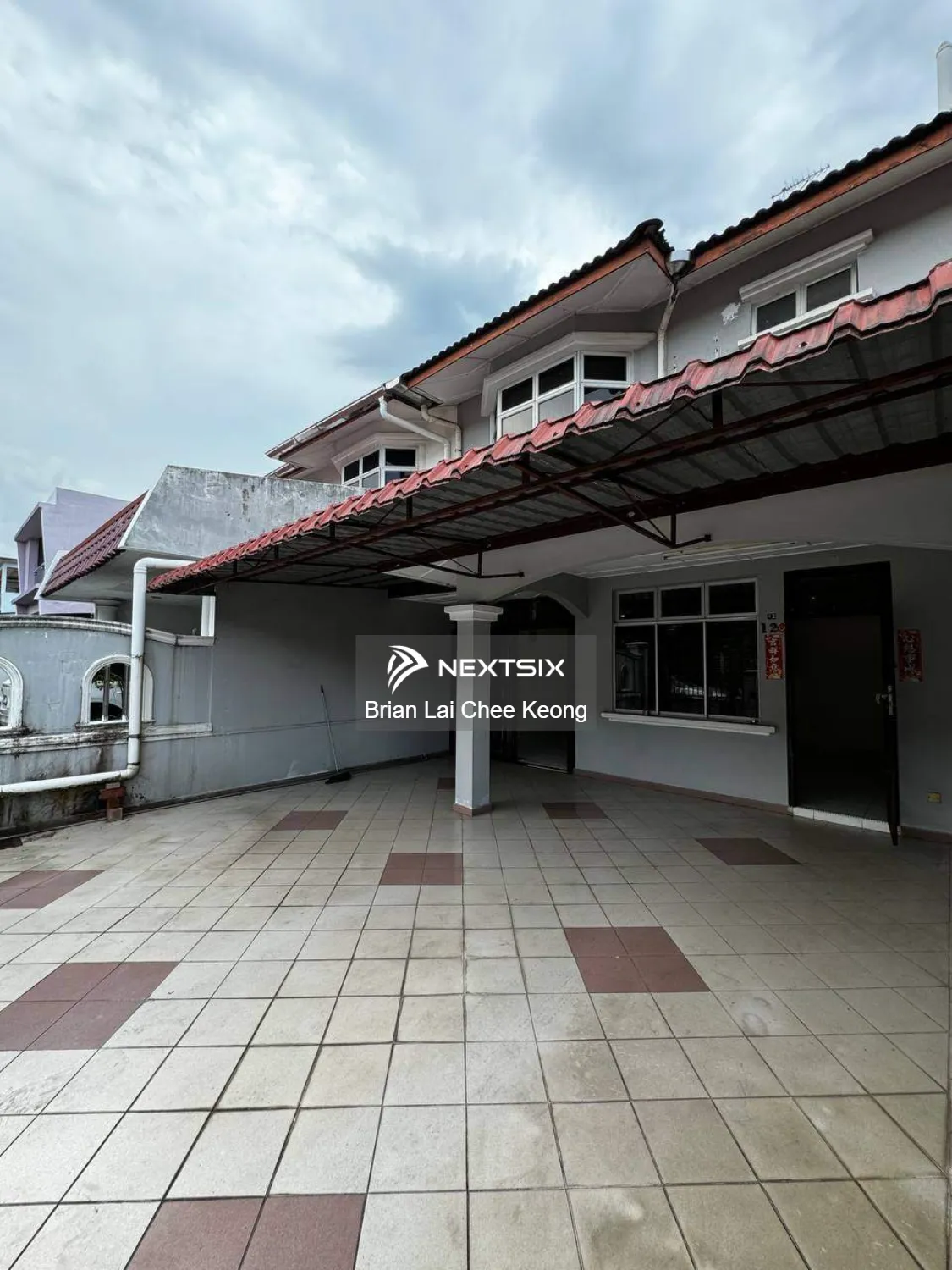 2 Storey @ Jalan Seri Orkid @ Skudai / Auto Gate / Kitchen Cabinet