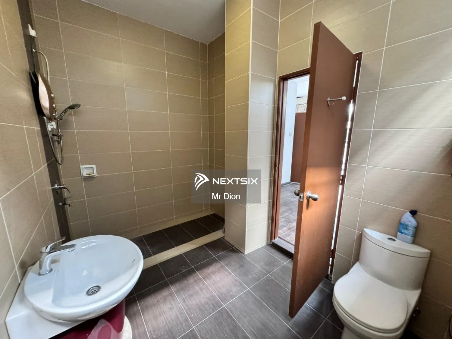 Cluster House For Sale in Johor Bahru Johor - Image 10