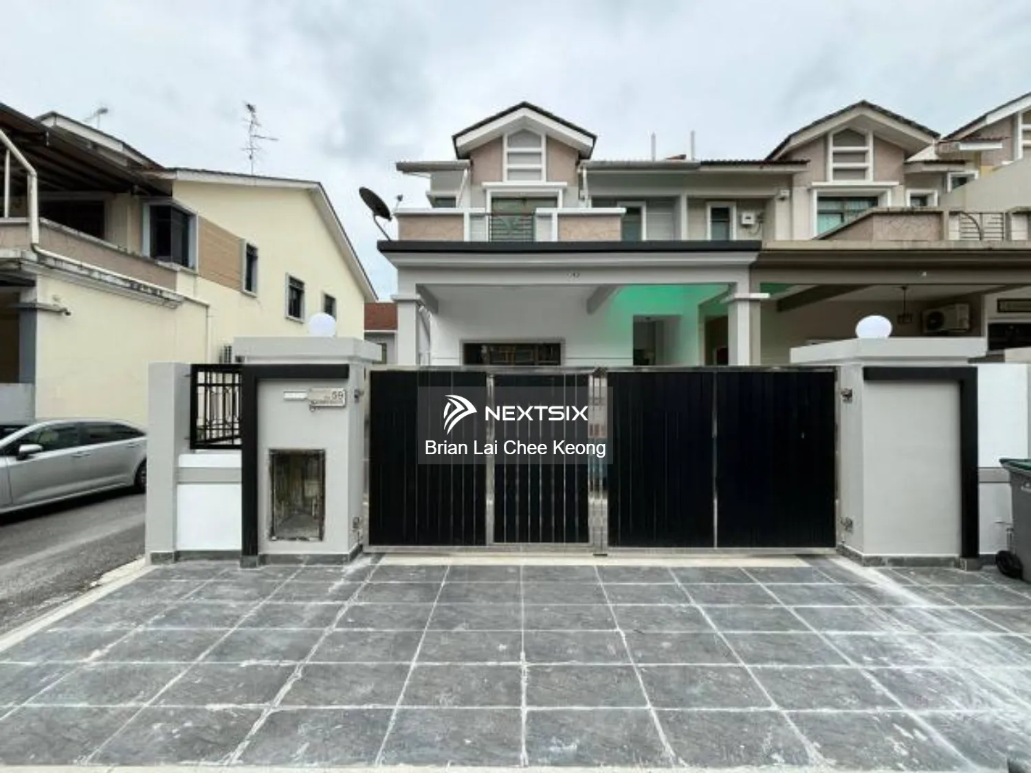 2 Storey @ Kempas Utama / Kempas / End Lot / Bumi Lot / Renovated