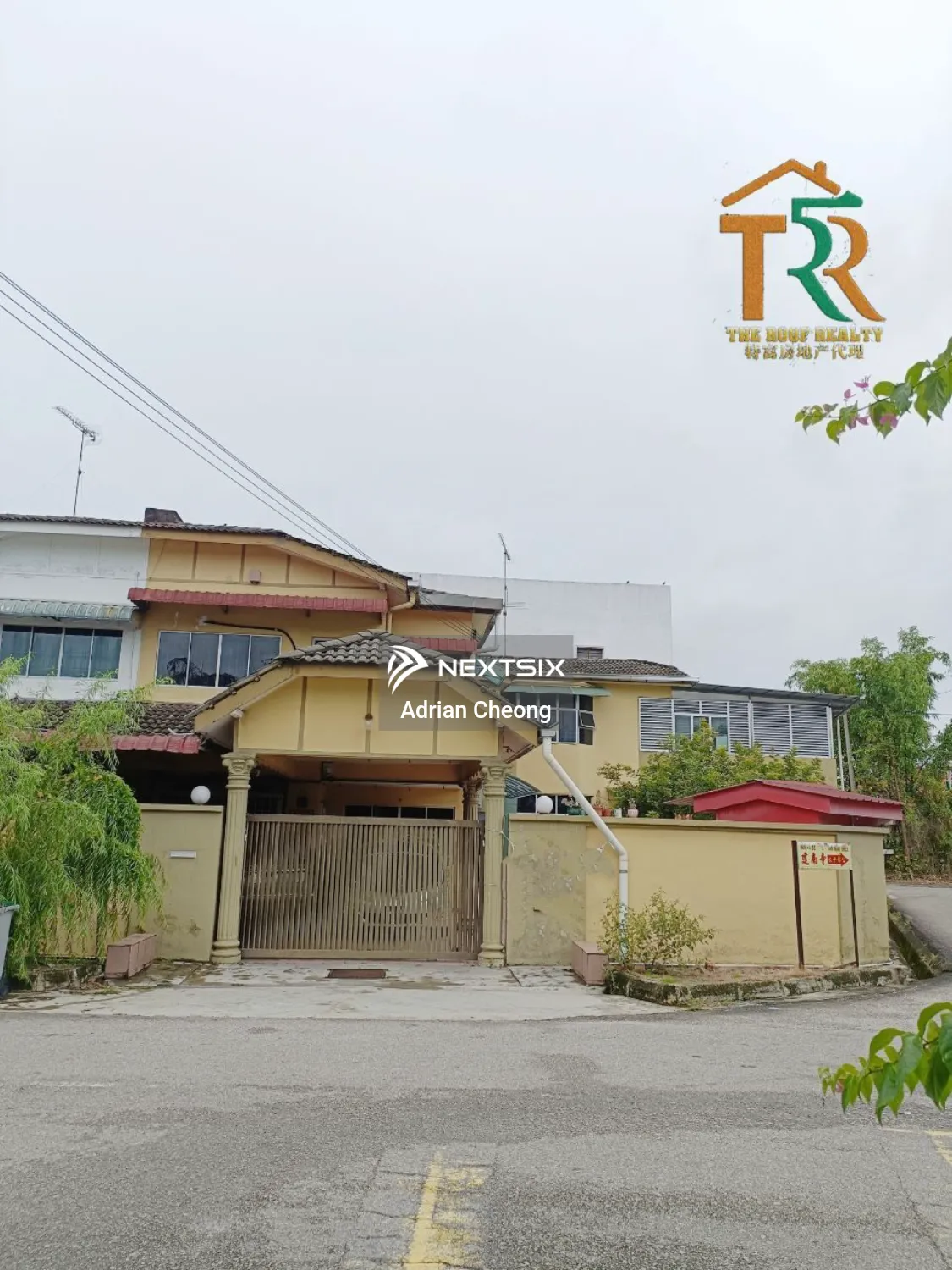 TAMAN MAJU 2 STOREY CORNER LOT