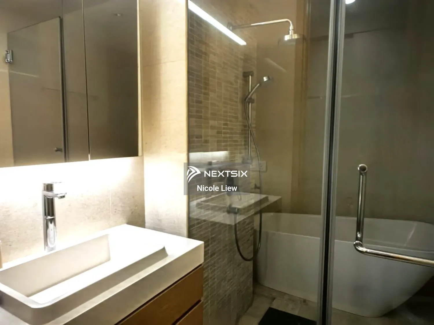 Serviced Residence For Rent in Puteri Harbour Johor - Image 11