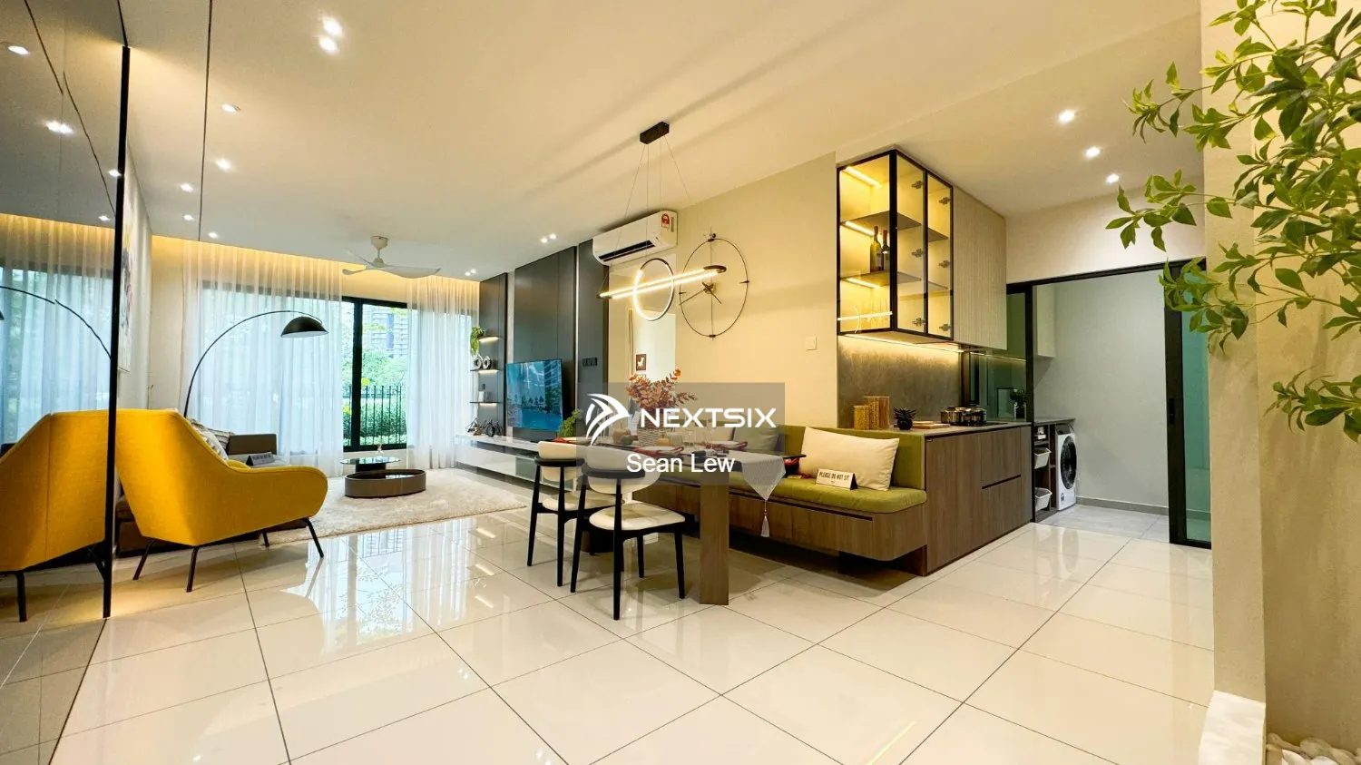 Senibong Cove - The WaterEdge Apartments