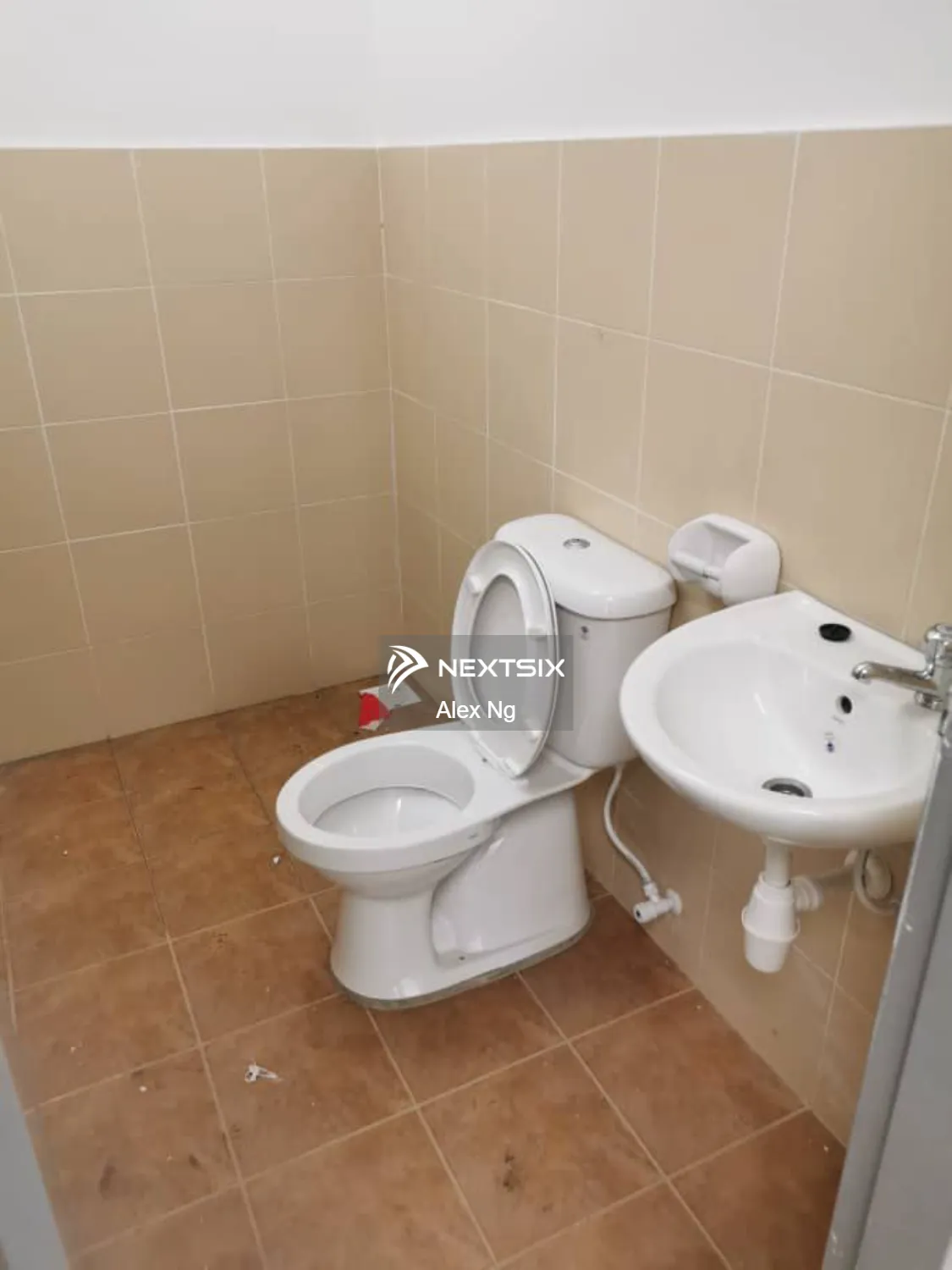 2.5-sty Terrace/Link House For Rent in Senai Johor - Image 16